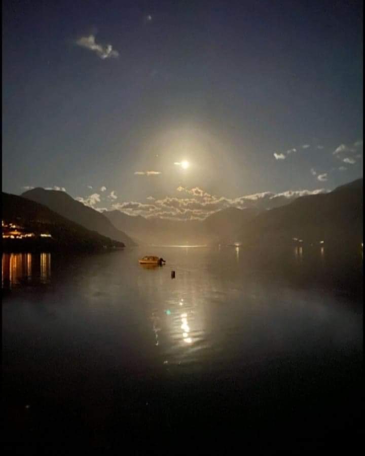 Stryn Fjord Lodge Faleide 130 Екстериор снимка