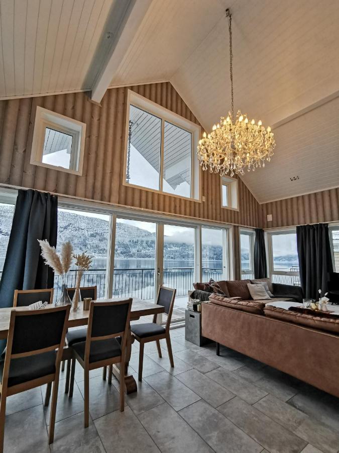 Stryn Fjord Lodge Faleide 130 Екстериор снимка