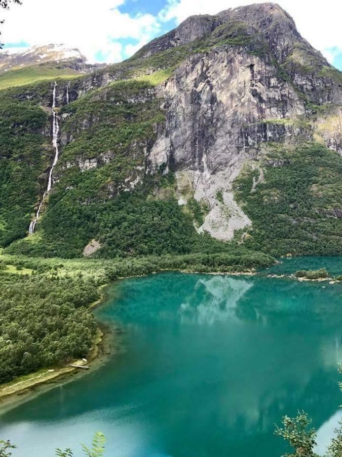 Stryn Fjord Lodge Faleide 130 Екстериор снимка